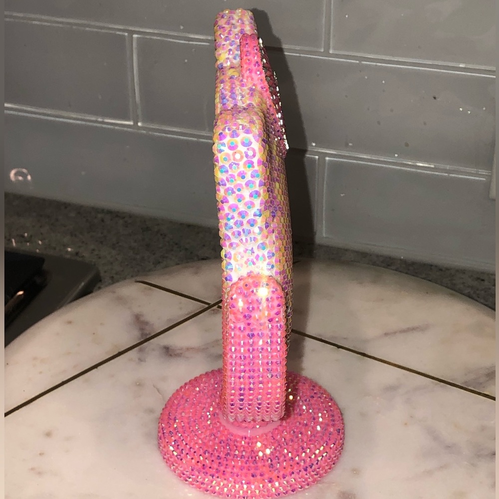 ✨NWT✨ Hello Kitty Crystal Sparkle Bedazzled Table Top Stand Mirror - Picture 3 of 11